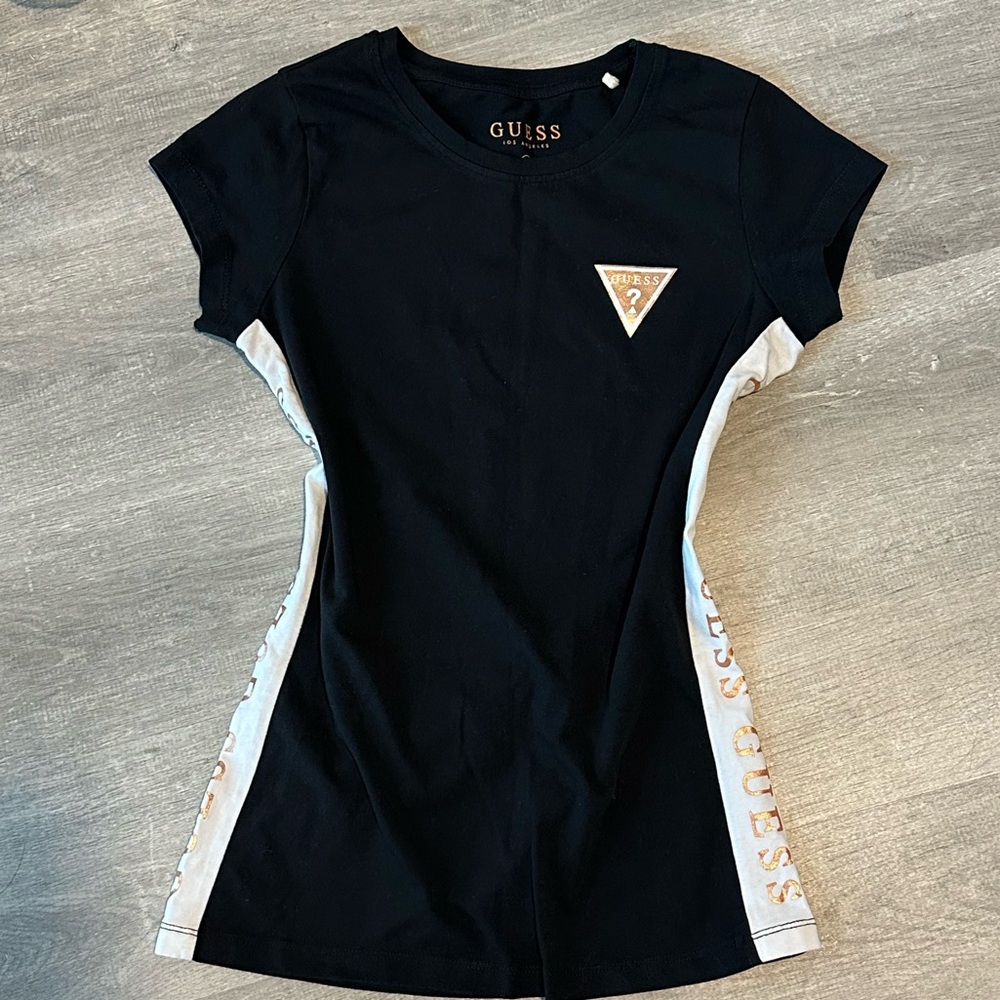 GUESS Black and White Women's Top moto